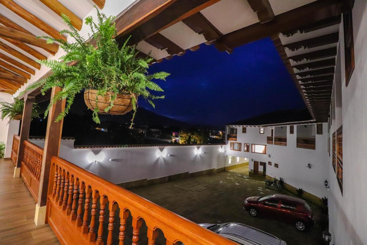 Hotel Las Palmas Вілья-де-Лейва Екстер'єр фото