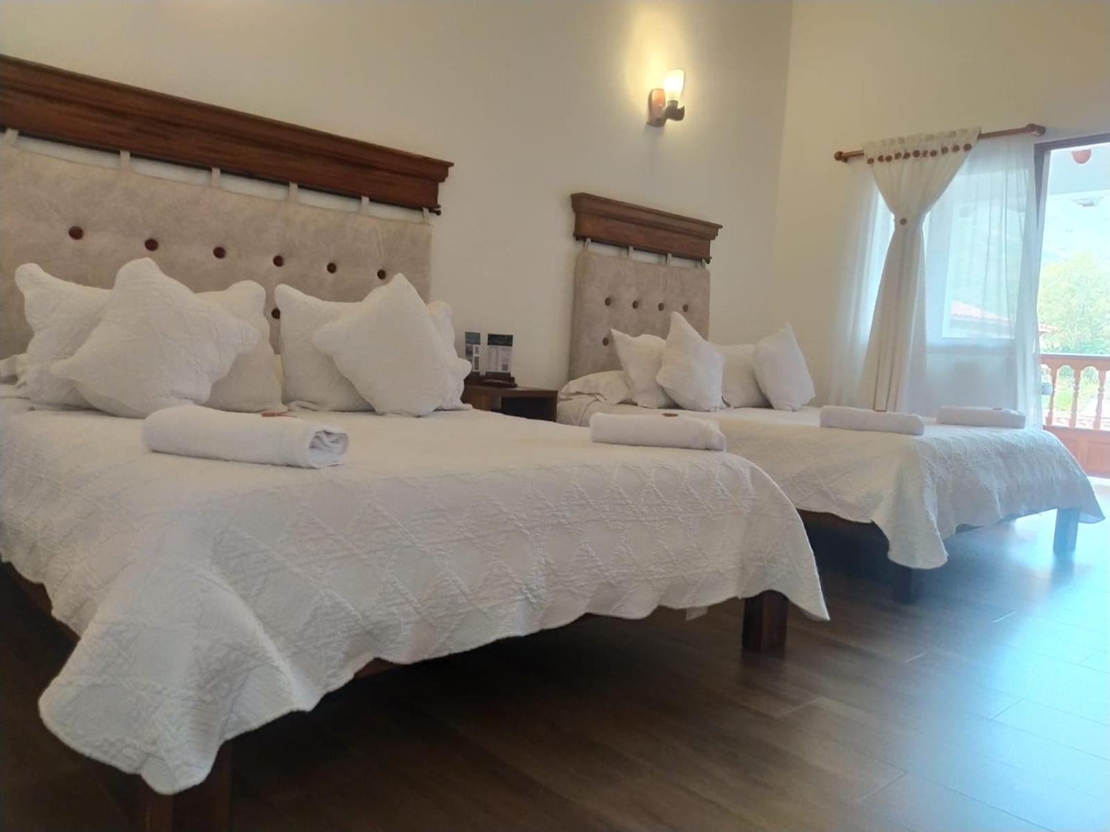 Hotel Las Palmas Вілья-де-Лейва Екстер'єр фото